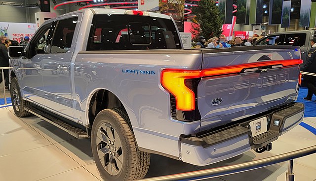 Ford-Slashes-Price-Of-F150-Lightning-Electric-Pickup-By-Up-To-$10Amidst-Rising-Competition