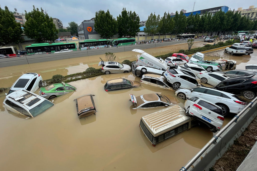 Search and Rescue Efforts Underway in China: 9 Missing in Landslide Amidst Heavy Rains and Flooding