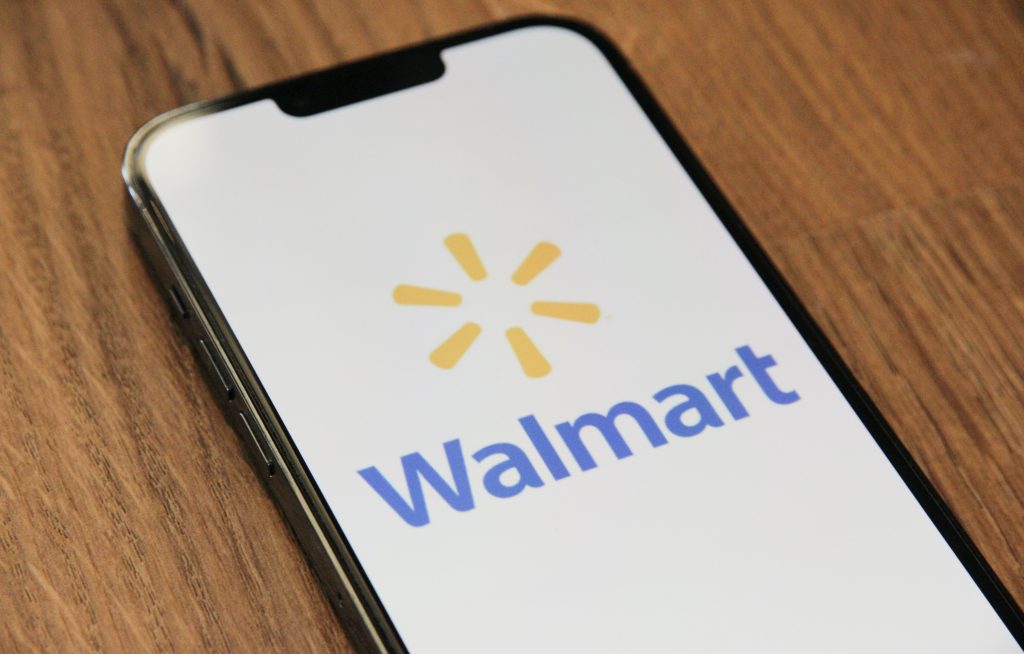 unveiling-walmart's-retail-revolution-empowering-the-future-with-conversational-ai