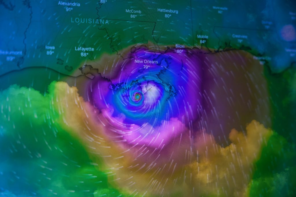 Storm Calvin: Heavy Rain and Strong Wind Lash South of Big Island