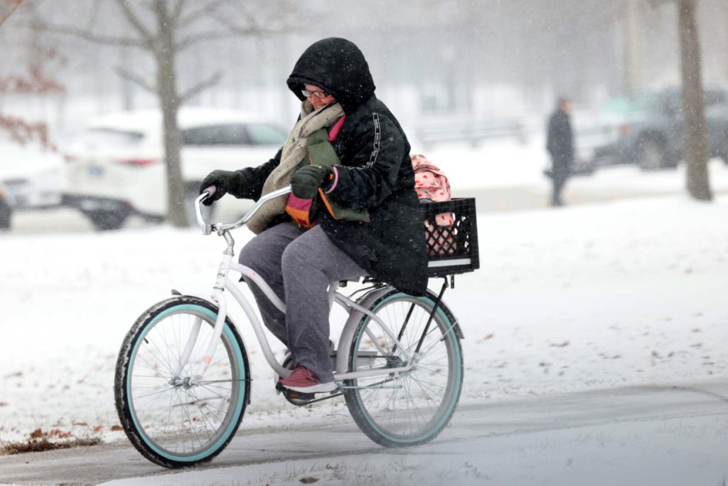 Winter Alert: 1-Inch of Snow Could Cause Big Problems in Chicago