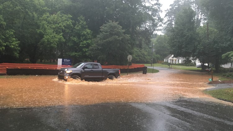 Rainy Roads Tonight in Peachtree City—Here’s How to Stay Safe