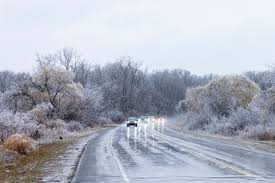 Michigan Snowstorm Chaos: Power Outages and Icy Roads Ahead