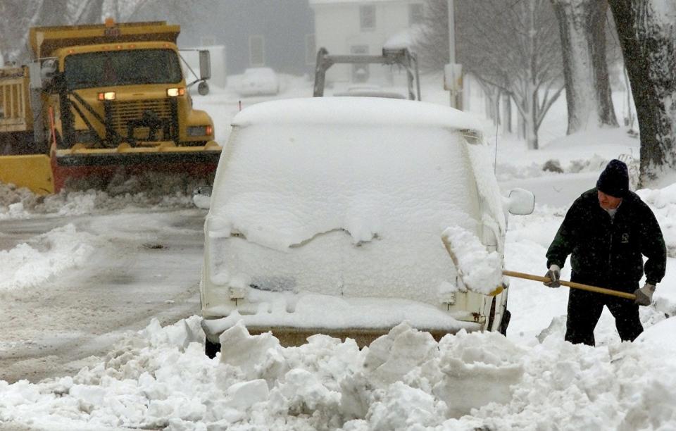 From Inches of Snow to Subzero Temperatures: Here’s How Iowa’s Winter Storm Could Turn Deadly!