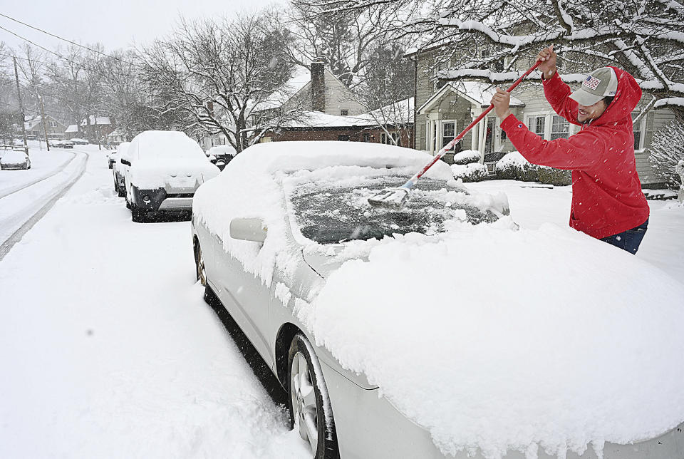 Urgent Weather Warning: Treacherous Roads Expected as Snow and Ice Arrive!