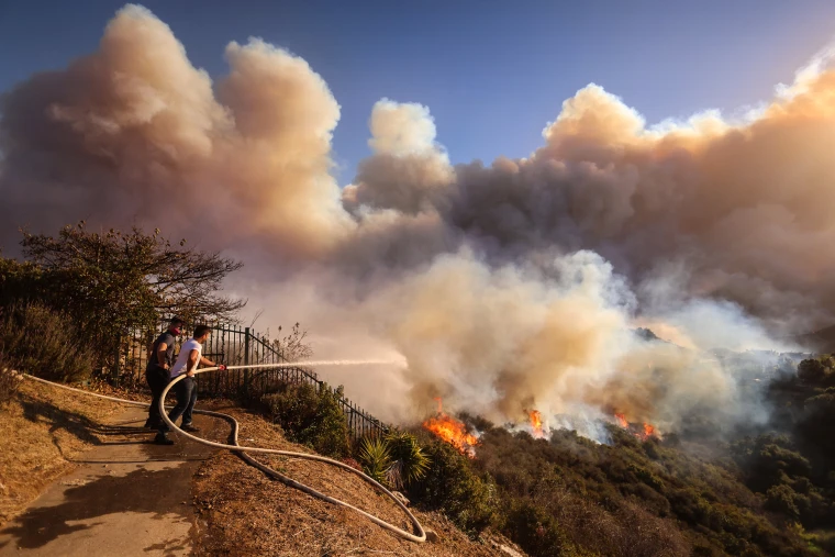 Los Angeles on High Alert: Drought, Winds, and Wildfire Grip the City Sparking Dangerous Conditions