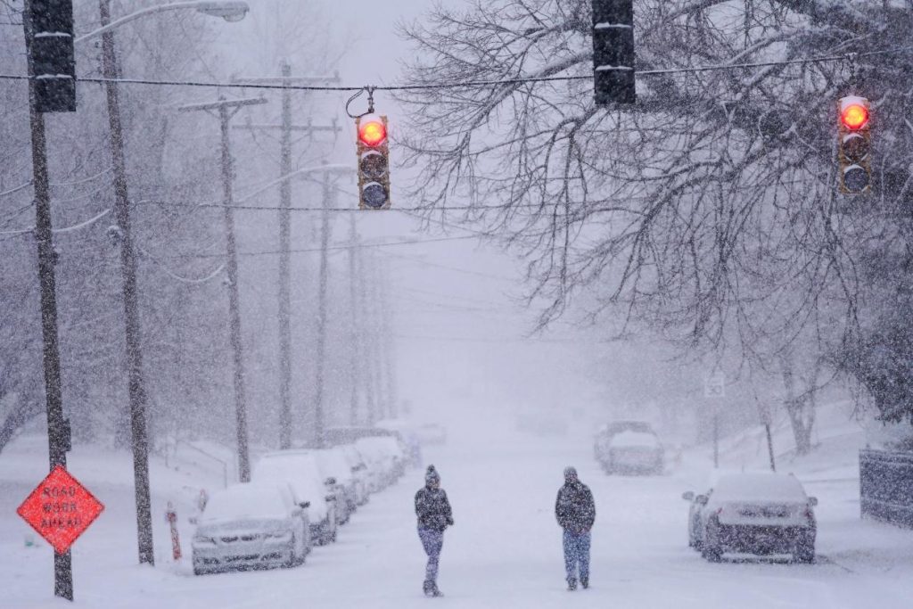 Heavy Snow Warning: Ohio and Kentucky Drivers Face Treacherous Conditions Through Tuesday Night