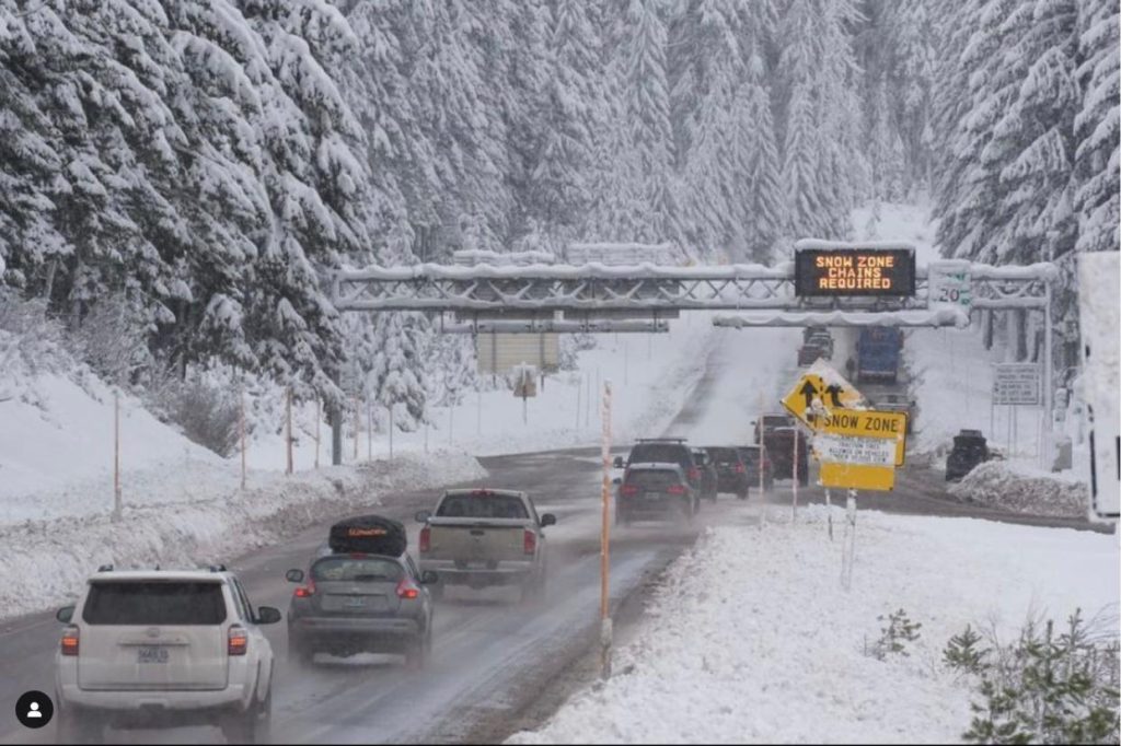 Don’t Travel Without Reading This- Heavy Snow and 45 mph Winds Expected Across Oregon