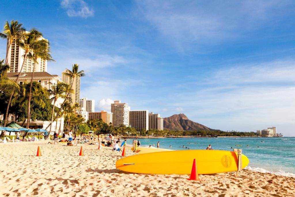 Don’t Miss Out: Honolulu’s Weather This Week Promises Ideal Beach Days and Clear Skies!