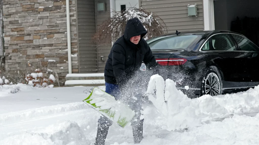 “Caught on Camera: Massive Snowfall in Washington—Essential Safety Tips to Survive!”