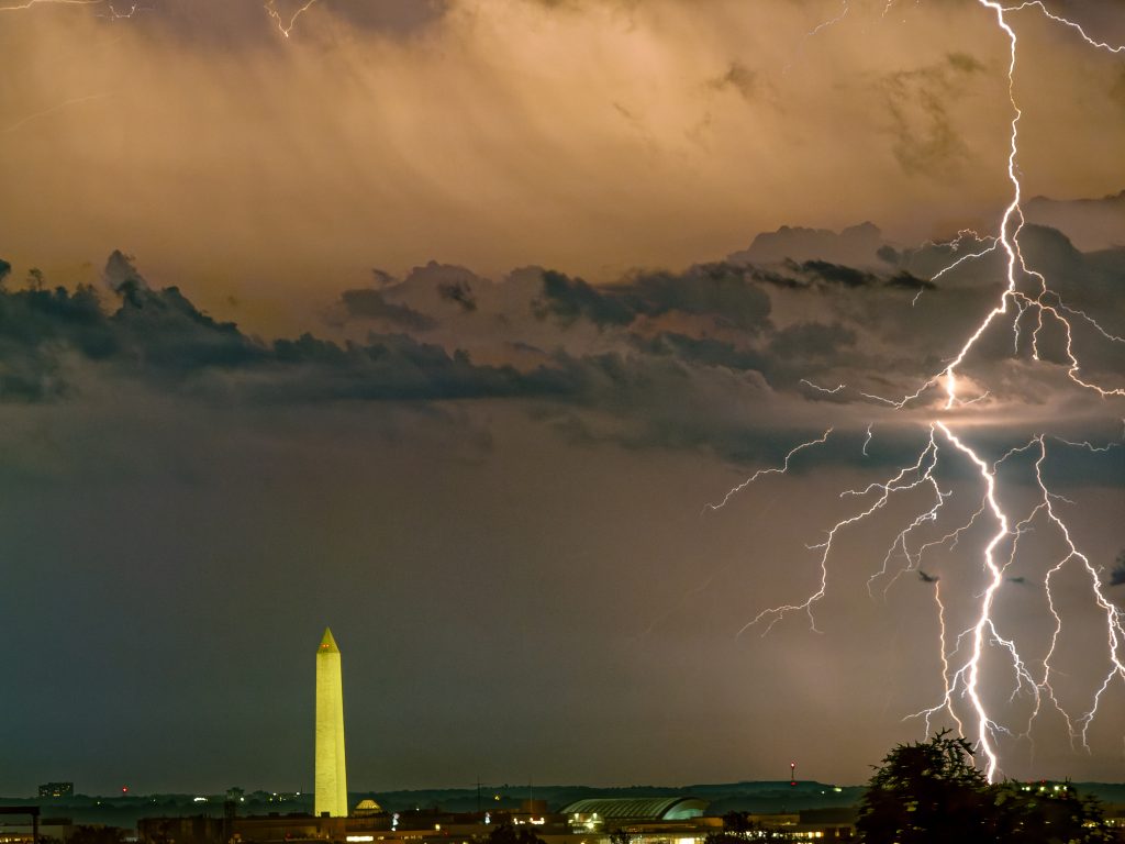 Severe Storms and Damaging Winds to Hit Maryland: Flash Flood Warnings Issued!