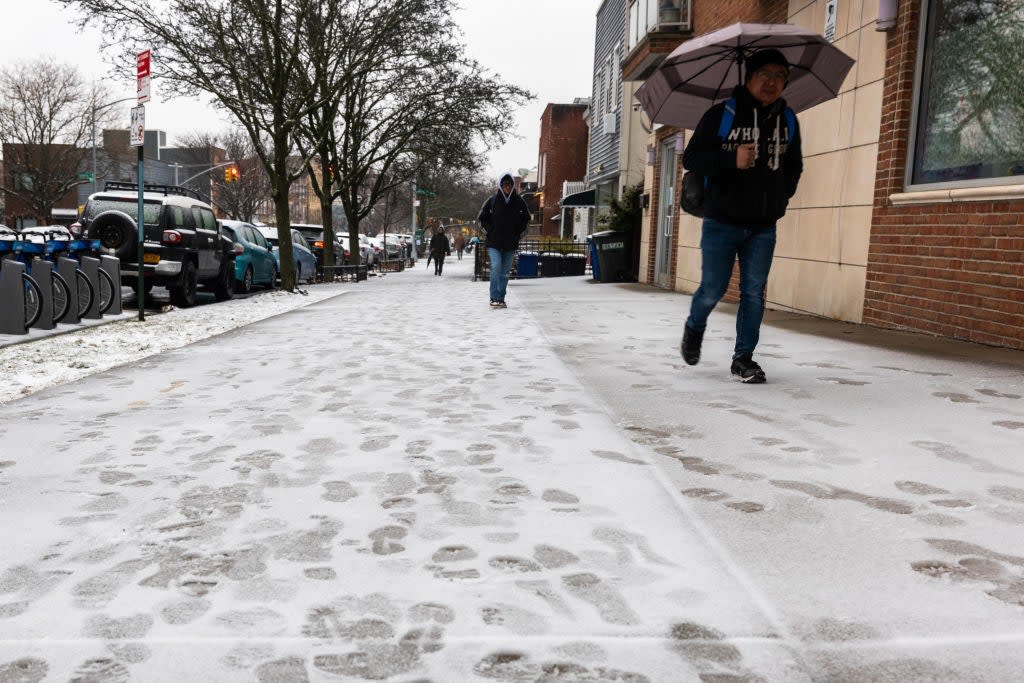 Shocking Weather Alert: Heavy Snowfall and Ice Risks Loom Over Long Island