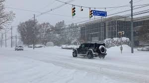 New York Faces 3 Inches Per Hour Snowfall and Life-Threatening Wind Chills