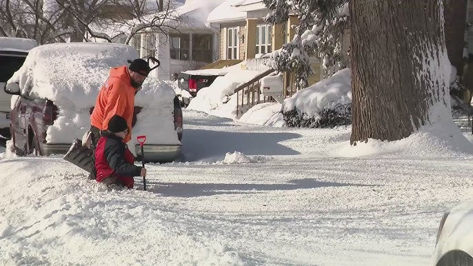 Don’t Risk It: Michigan’s Brutal Winter Storm Could Leave You Stuck on the Road!