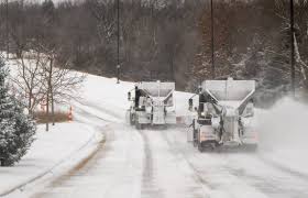 Schools Closed, Cars Stuck, Flights Delayed: Kansas City’s Winter Storm Chaos Unfolds