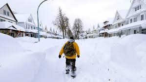 Travel Nightmare! Eastbound Snoqualmie Pass Closed Due to Snow and Crashes!