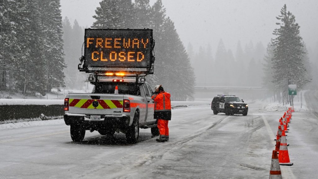 Don’t Travel Without Chains—12 Inches of Snow Expected to Blanket Northern California Mountains