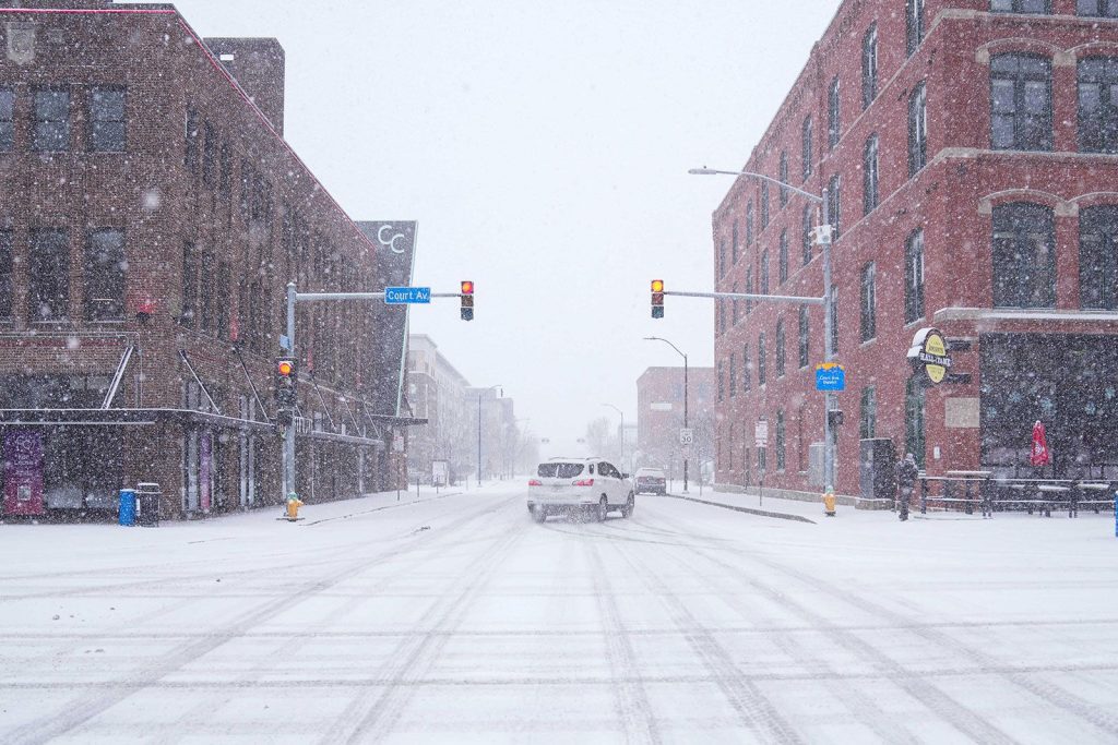 Travel Nightmare Ahead: Delaware Faces Significant Snowfall and Icy Roads, Stay Prepared!