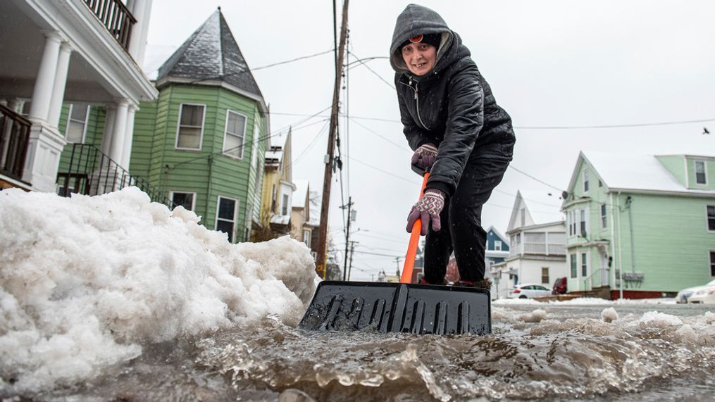 Winter’s Not Over Yet: Maine Faces More Snow, Rain, and Drastic Temperature Swings This Month!