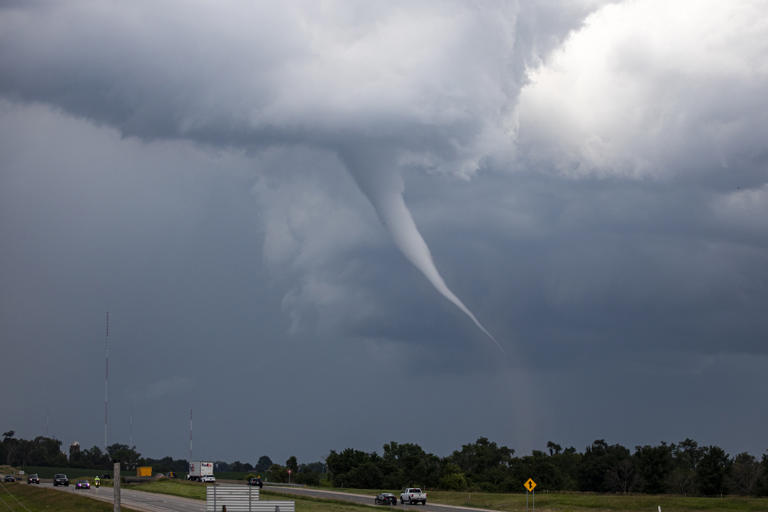 Shocking Forecast: Baldwin County to Experience Tornadoes and Destructive Winds, Safety Tips Inside!