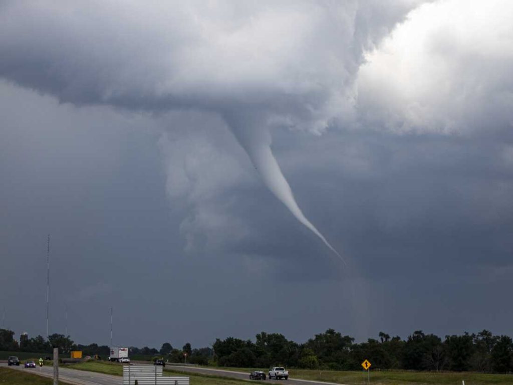 Tornadoes, Flash Flooding, and Destructive Winds: Lancaster County Residents Urged to Prepare Now!