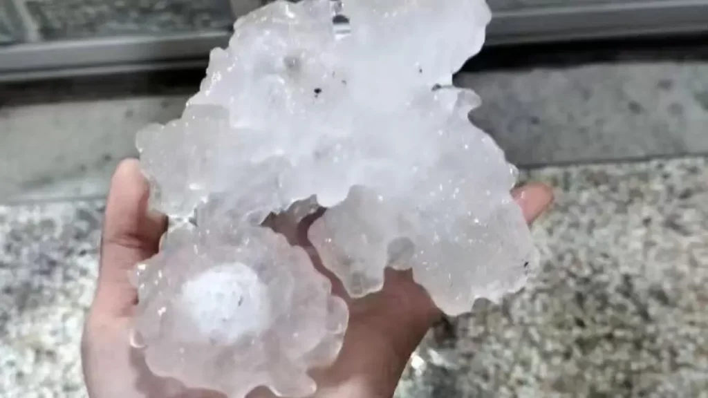 Is This the Storm of the Century? Fujian in China Faces Giant Hail Like Never Before!