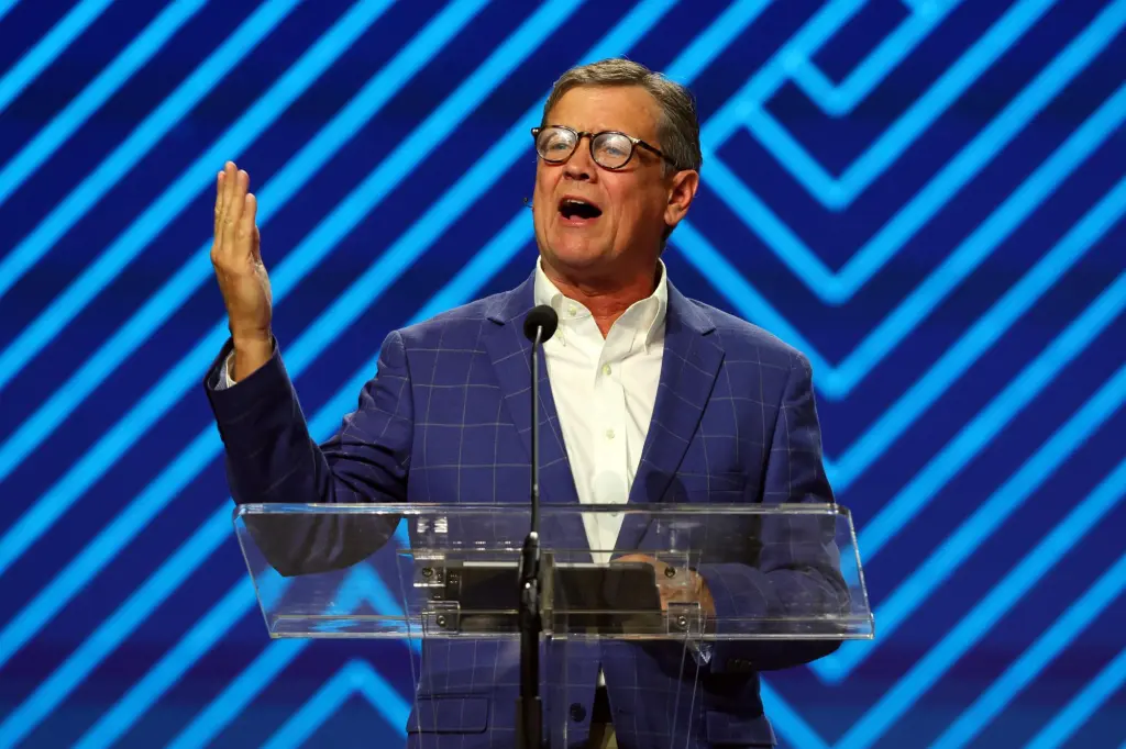 Southern Baptists Drop a Bombshell: Why They Just Banned Gay Marriage and What It Means for the Future of U.S. Churches