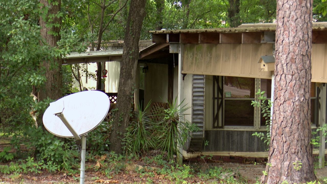 Georgia Man Dies After Breaking Into His Own Home in the Middle of the Night, Police Say